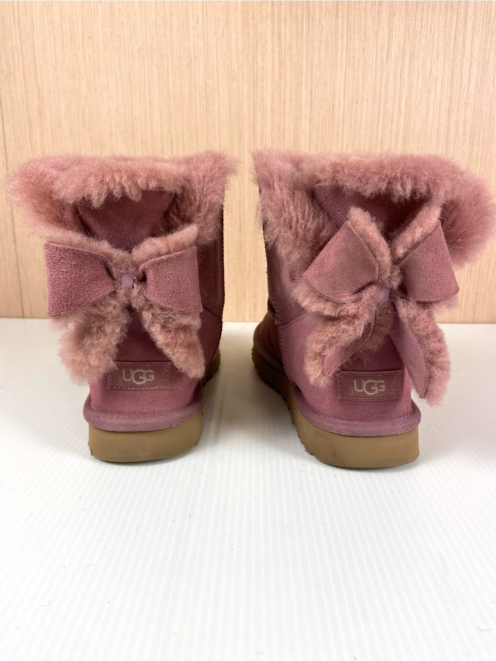 UGG Bailey Heritage Bow Boots Suede Urchin Pink/Mauve Women’s Size 9 Very Good